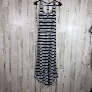 Tahiti black & white summer maxi dress size small